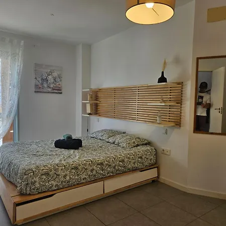 Apartamento Seafront 2 Bedroom Penthouse With Parking *